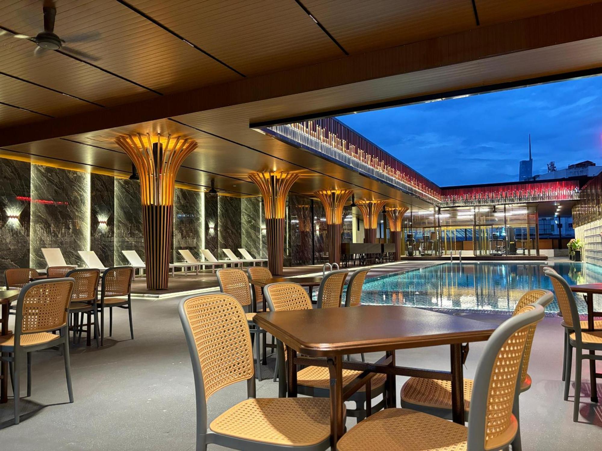 Vivatel Kuala Lumpur Hotel Bagian luar foto